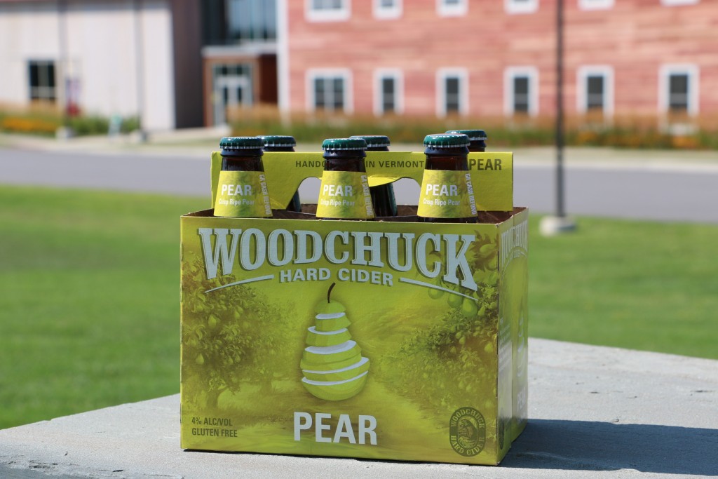 Woodchuck Pear Cider: Crisp Ripe Pear Taste!