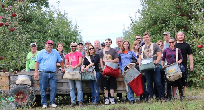 Apple picking group